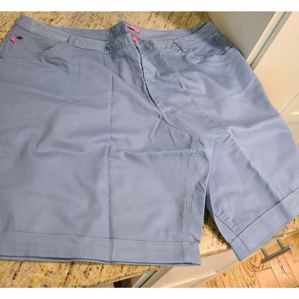 New! WOMAN WITHIN Size 32W Blue Cuffed Stretch Shorts Waist 51 Inseam 11 - Picture 3 of 10